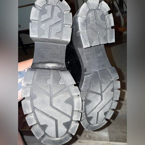 Guess Chunky Y2K Black‎ Women’s Loafers Platform Size 10 - Picture 5 of 6